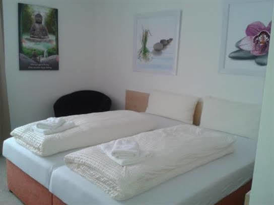 Hotel Ackermann Riedstadt Kültér fotó