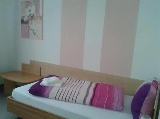 Hotel Ackermann Riedstadt Kültér fotó
